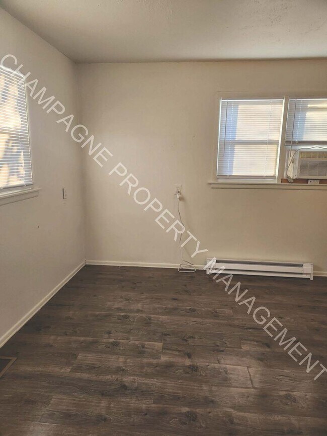 Photo - 801 N Osage St Unit C