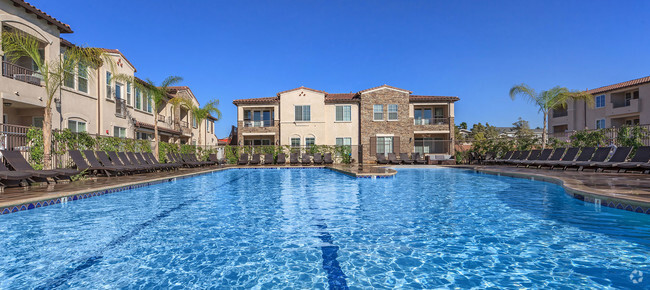 Building Photo - La Jolla Paseo Rental