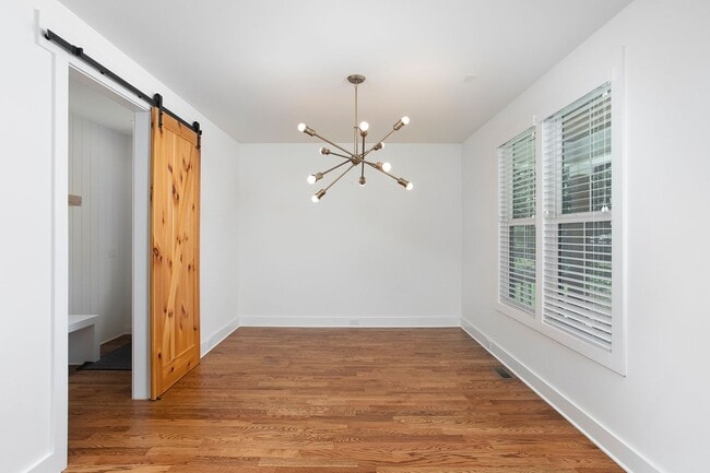 Photo - Modern Beauty In Charming Neighborhood!