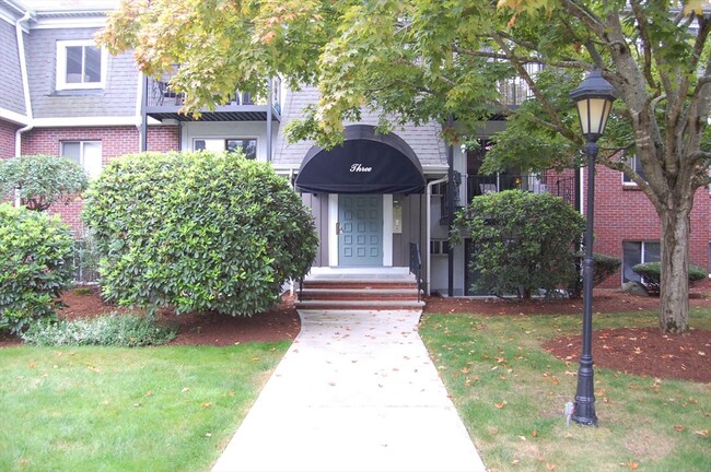 Photo - 80 Walnut St Condo Unit 303