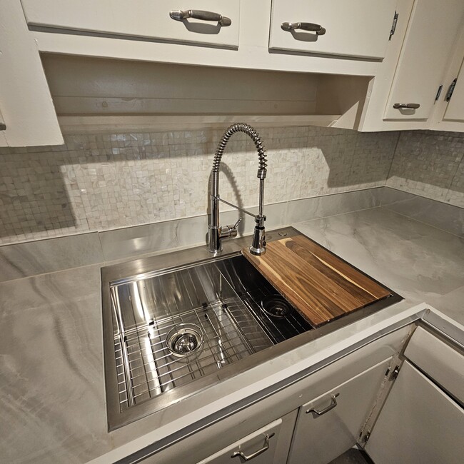 Photo - 2965 Pharr Ct S Northwest