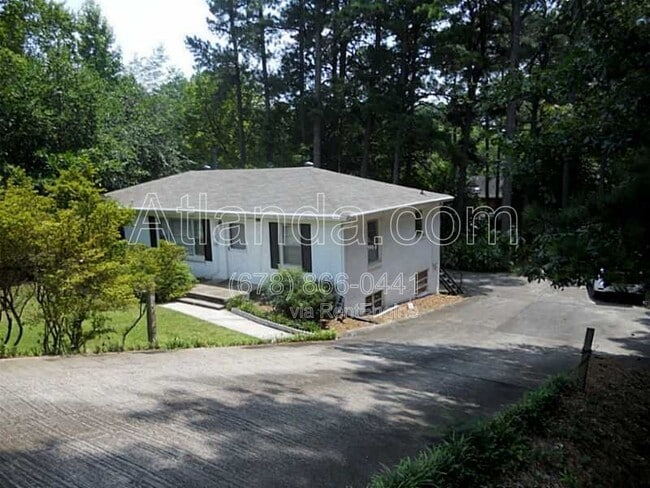 4267 Chamblee Tucker Rd