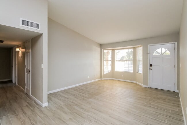 Photo - 238 E Houston Ave