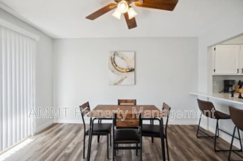 Photo - 743 Westwinds Dr