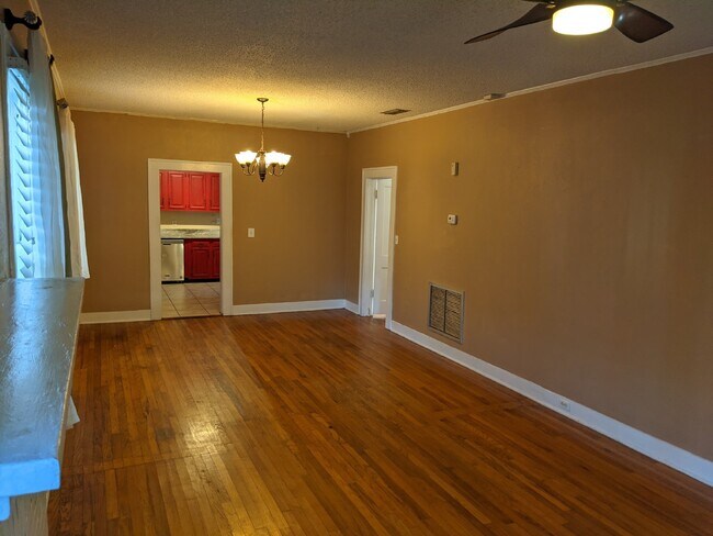 Photo - Avondale Beauty on the market!