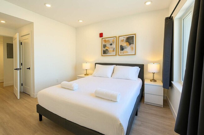 Photo - 2400 E Huntingdon St Unidad ID1223606P