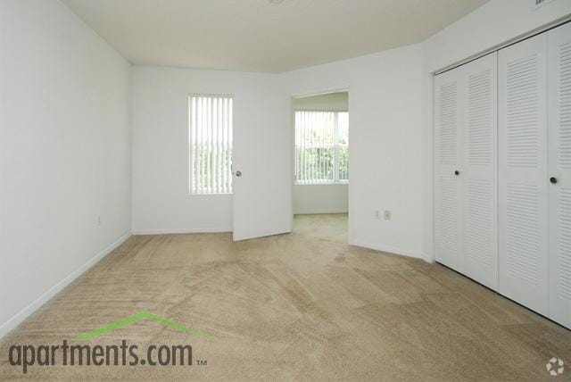 Bedroom - Woodlake Apartments