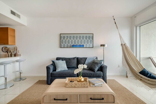 Photo - 3256 NE 1st Ave Unit SI ID1044513P