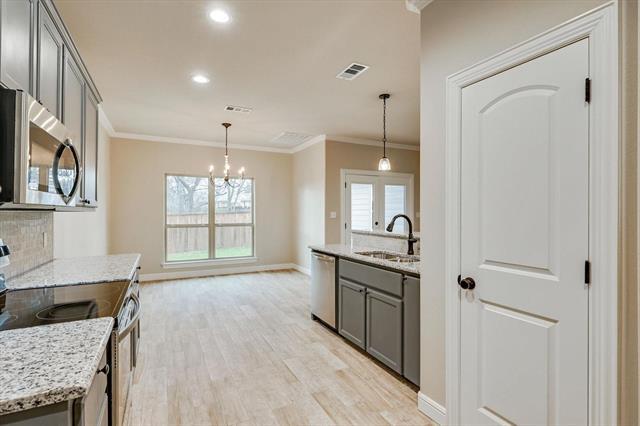 Photo - 306 W Mc Lain Dr