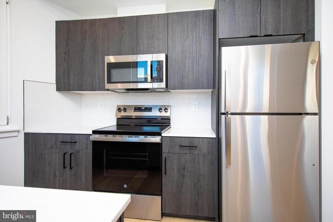 Photo - 633 N 5th St Unit 201