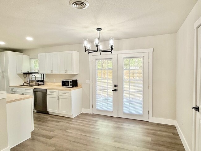 Photo - 3-Bedroom Home Ranch-Style Home