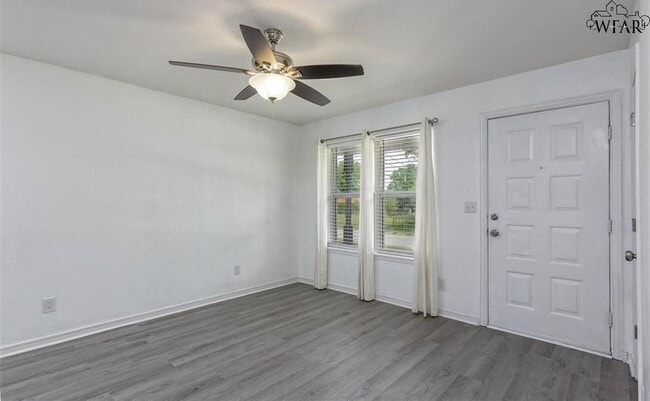 Photo - 1309 Harvey Dr