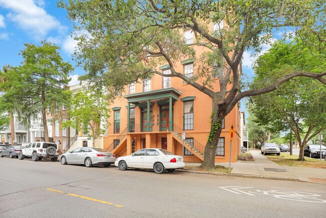 Photo - Downtown Savannah Condo for Rent