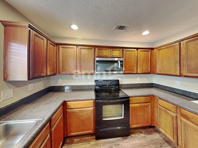 Photo - 2008 Red Jacket Ter