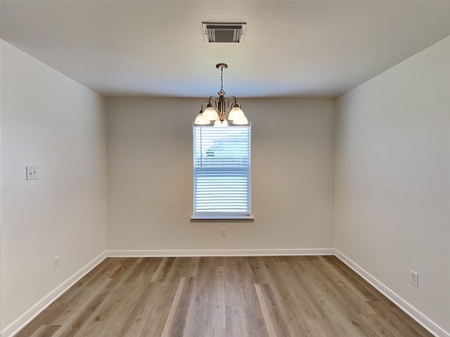 Photo - 28918 Village Creek Loop