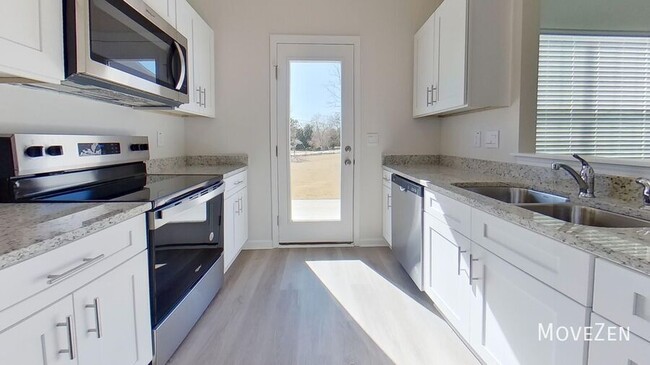 5403 Avery Dr