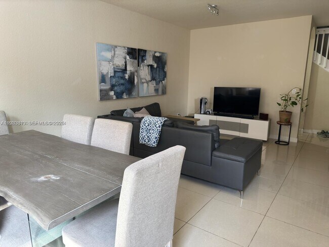 Photo - 8437 Blue Cove Way