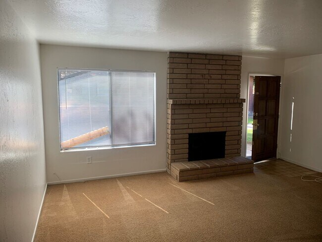 Photo - 7704 N Laurelglen Blvd Unit B