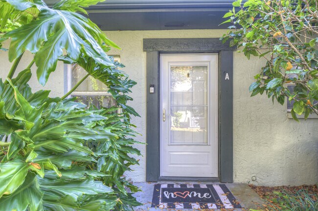 Photo - 2926 Lichen Ln