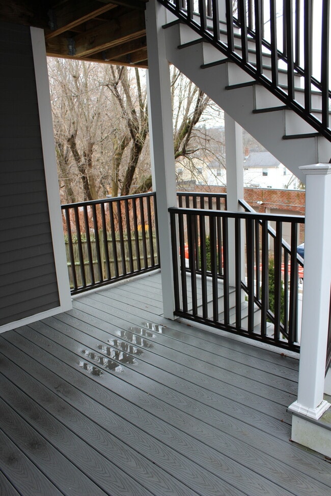 Photo - 153 Foster St