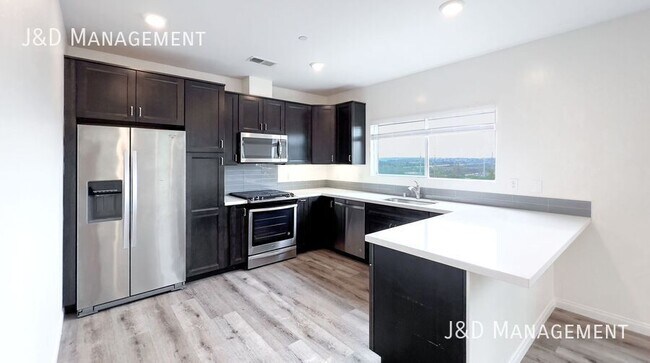 Photo - 1136 Fresno St Unit 1136-A