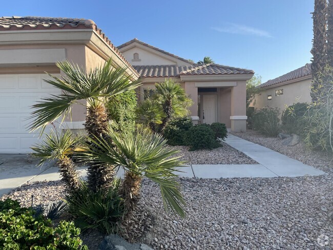 Building Photo - 78724 Palm Tree Ave Rental