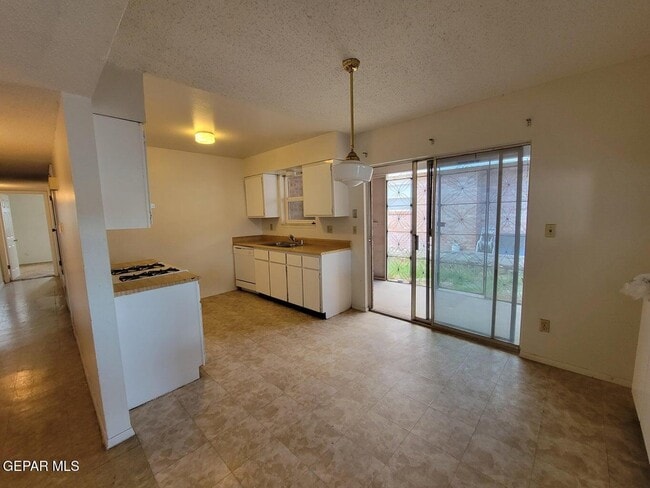 Photo - 2901 Beachcomber Dr