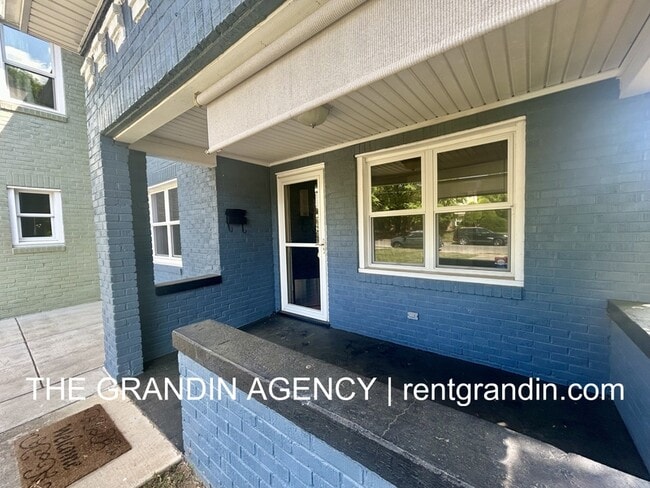 Photo - 1518 Wautauga St SW