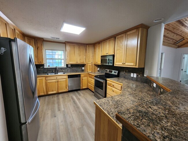 Photo - 1906 Alcoa Blvd