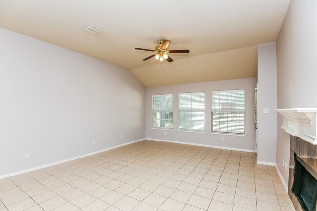 Photo - 1100 Hillwood Dr