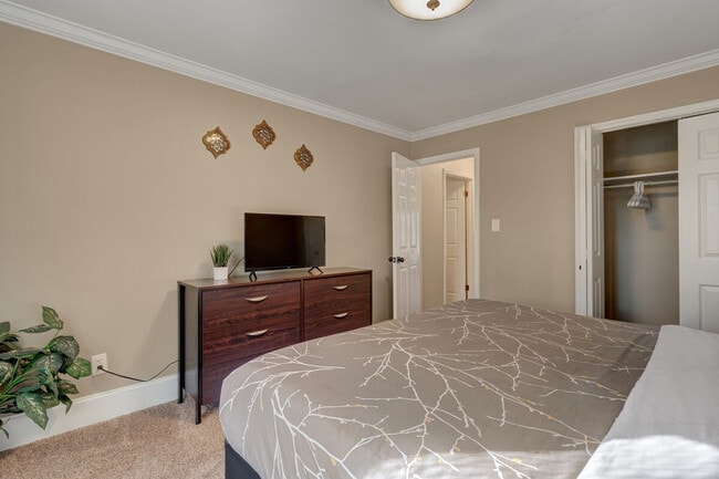 Photo - 2225 Summit St Unit SI ID1388438P