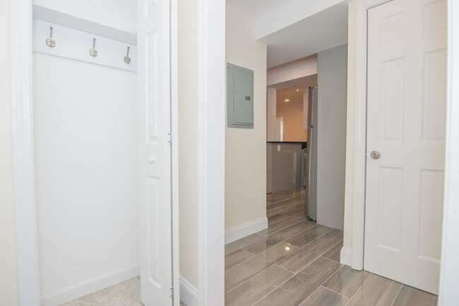 Photo - Nicely renovated 3 bed unit in Brookline
