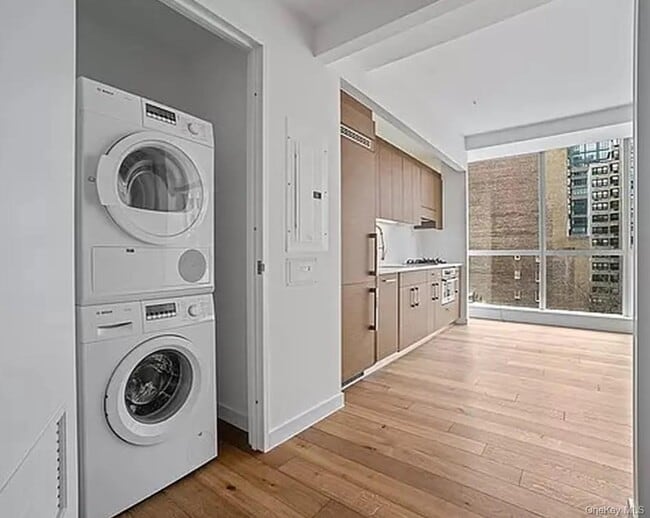 Photo - 325 Lexington Ave Unit 8E