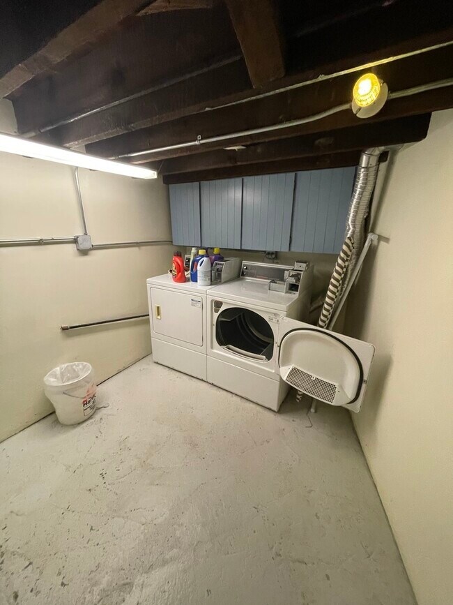 Photo - 1733 N Hermitage Ave Unidad 1R