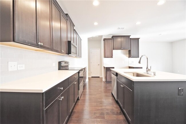 Photo - 1220 Natchez Trl