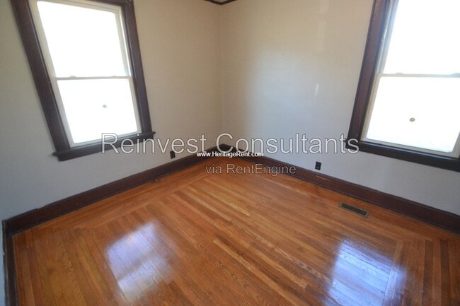 Photo - 1816 Sterling Ave