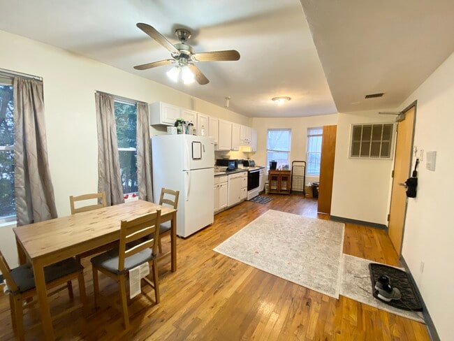 Photo - 840 Huntington Ave