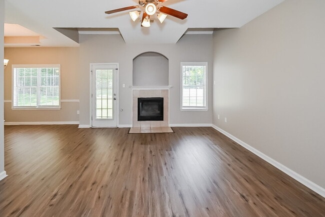 Photo - 6044 Kingsview Cove