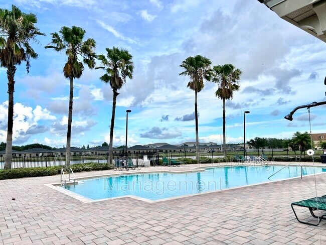 Photo - 2938 Langdon Ln S