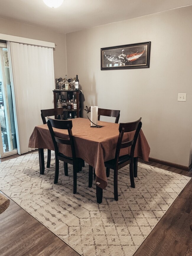 Photo - 3118 W Folsom St