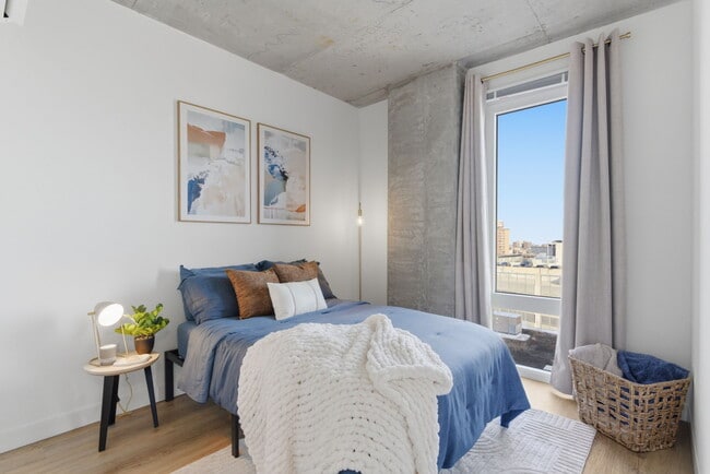 Photo - Post Chicago