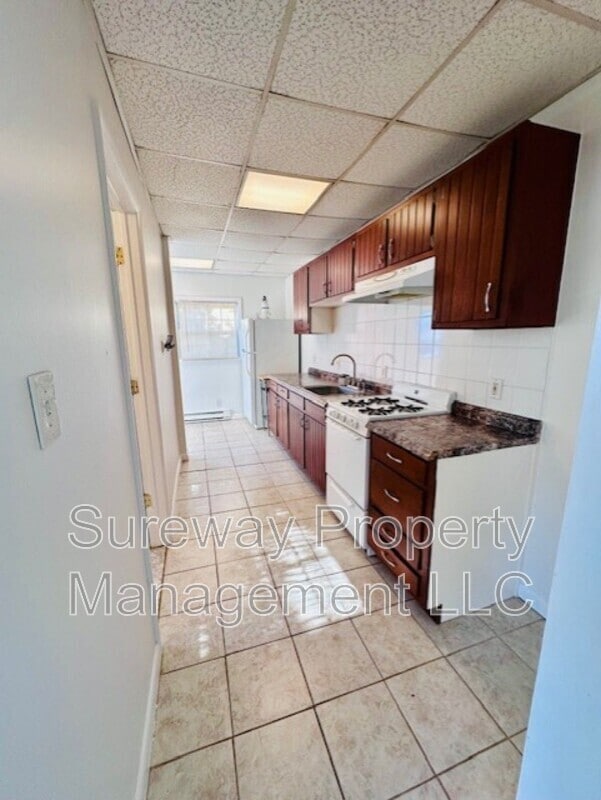 Photo - 270 W 2nd St Unit 1