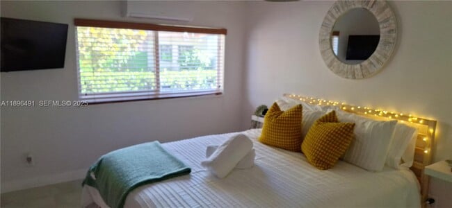 Photo - 2211 SW 75th Ave