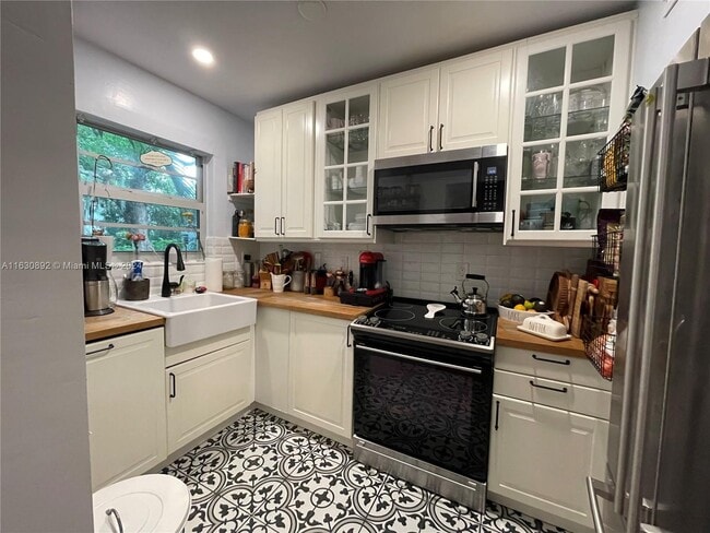 Photo - 5565 SW 80th St Unit 110B