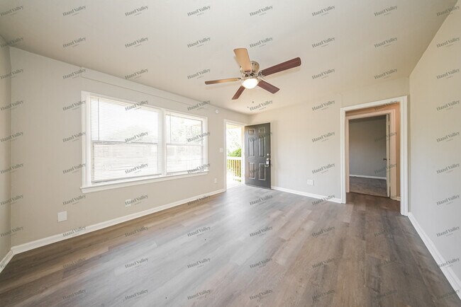 Photo - 1308 NW 82nd St
