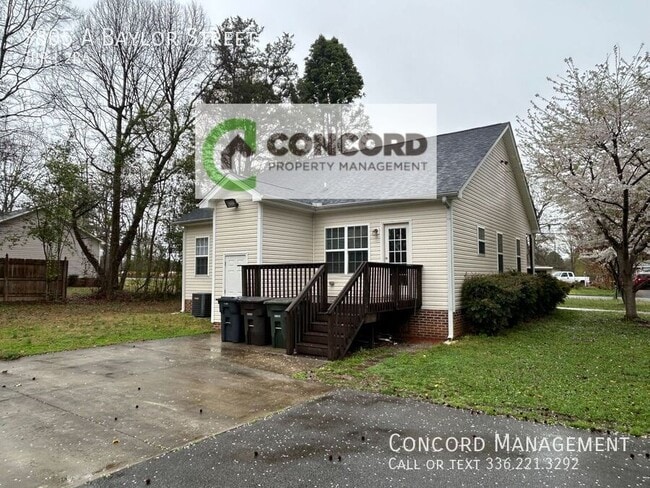 Photo - 3805 Baylor St