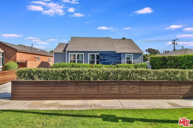 Photo - 6027 Comey Ave House