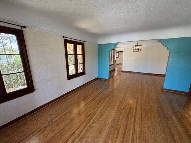 Photo - 2501 Eucalyptus Ave Unit 2501 EUCALYPTUS