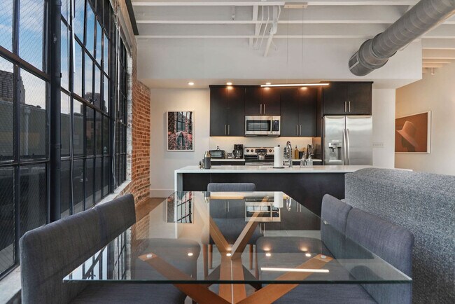 Photo - 822 Howard Ave Unidad ID1272380P