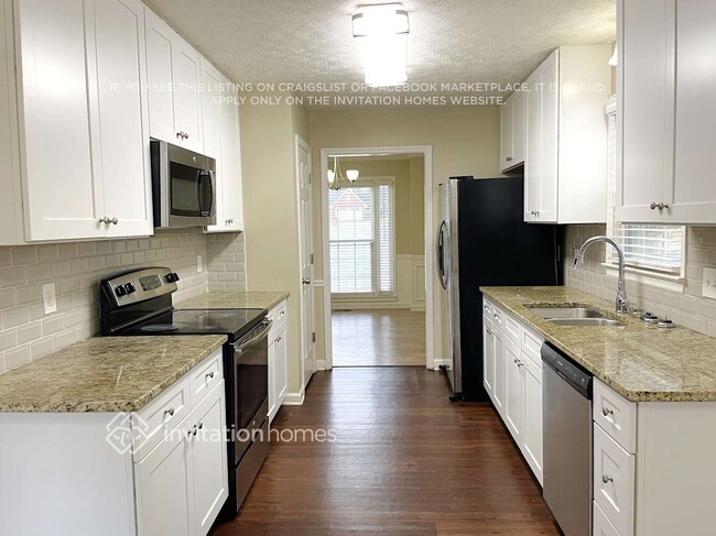 Photo - 655 Wedgewood Dr